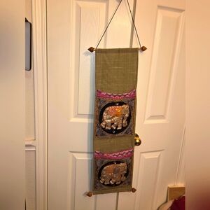 Boho Vintage 2 Elephants Pocket Sequin Embellished Tapestry Hanging Organizer